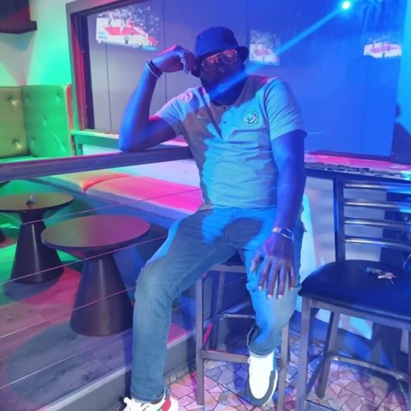 Meet your Posher, James - Picture 1 of 1